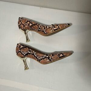 Snake print pointed toe high heels shoes, size 40